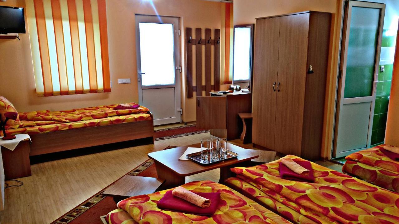 Bed and Breakfast Picnic Panzio Lunca de Sus Exterior foto