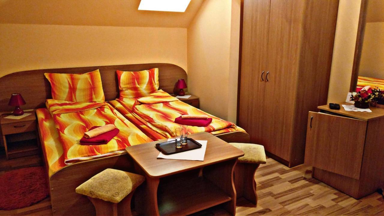 Bed and Breakfast Picnic Panzio Lunca de Sus Exterior foto