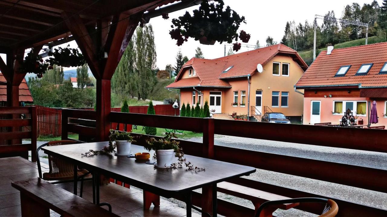 Bed and Breakfast Picnic Panzio Lunca de Sus Exterior foto